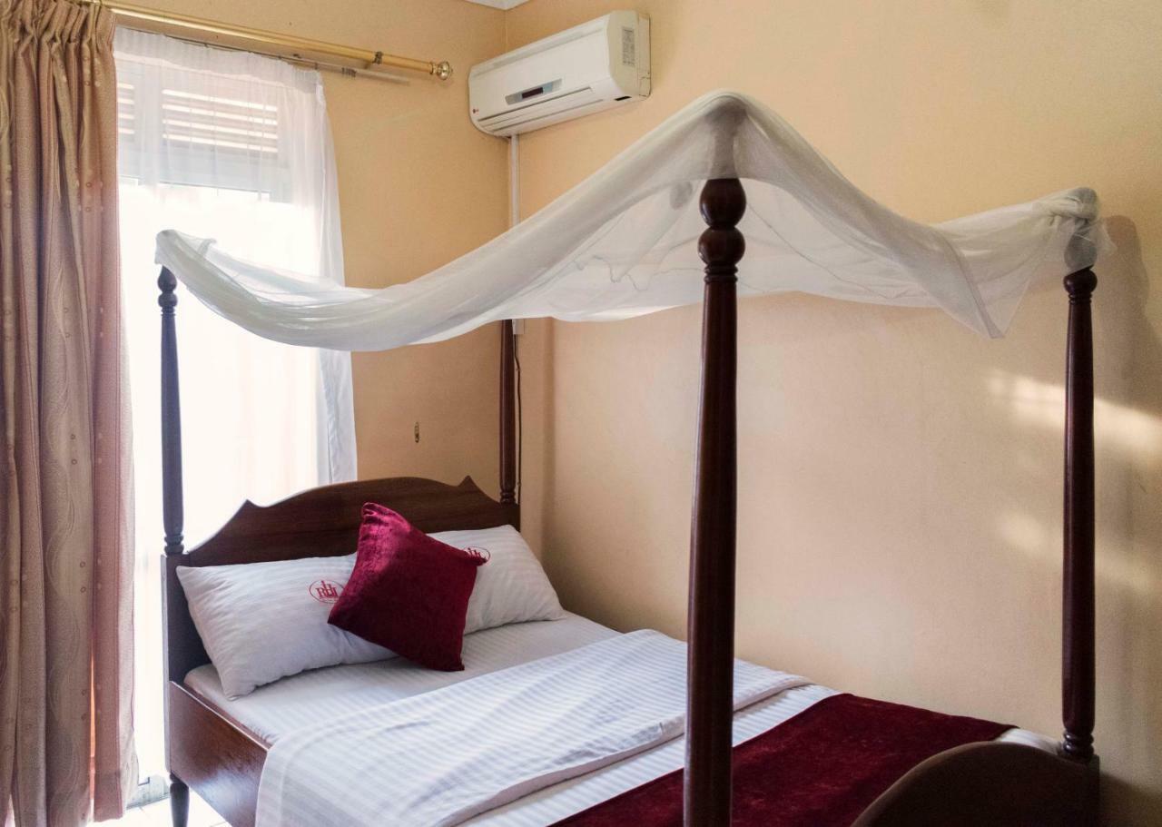 Rwenzori International Hotel Kasese Exterior foto