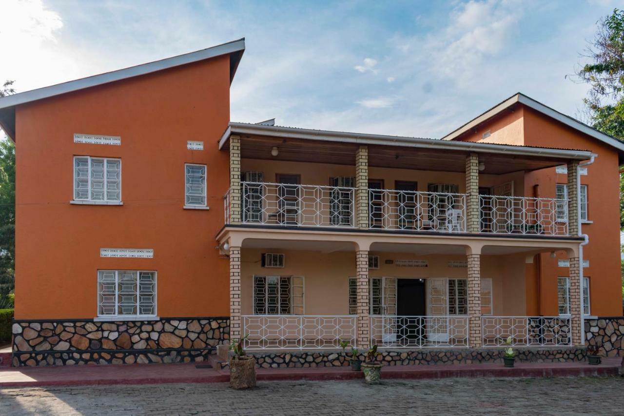 Rwenzori International Hotel Kasese Exterior foto