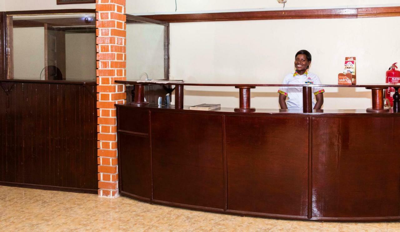Rwenzori International Hotel Kasese Exterior foto